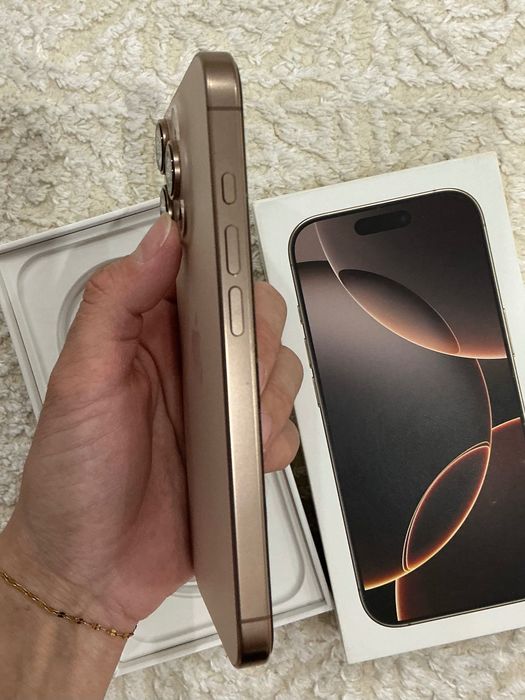 iPhone 16 pro 128gb