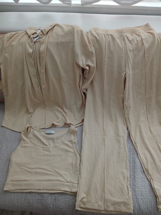 Нов дамски комплект 3 части