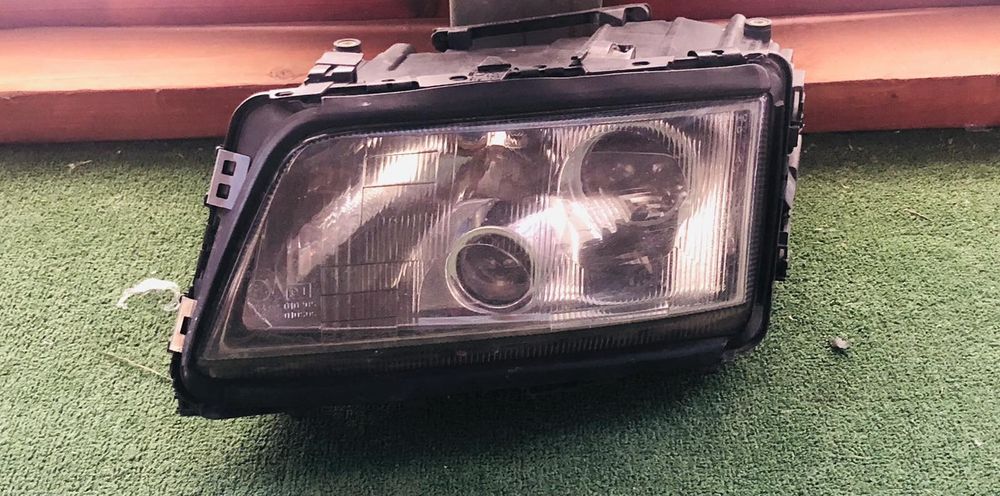 Фар ляв Audi A8 S8 модел 1994-1998г.  #515S