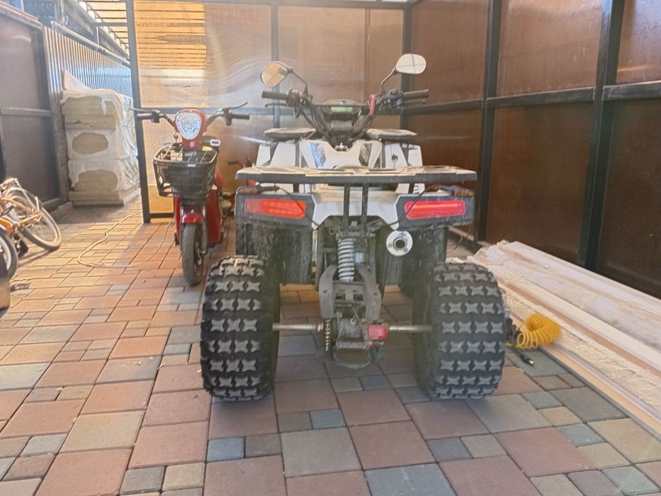Продам квадроцикл 125 кубов