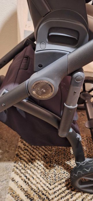 Бебешка количка Roan Bloom