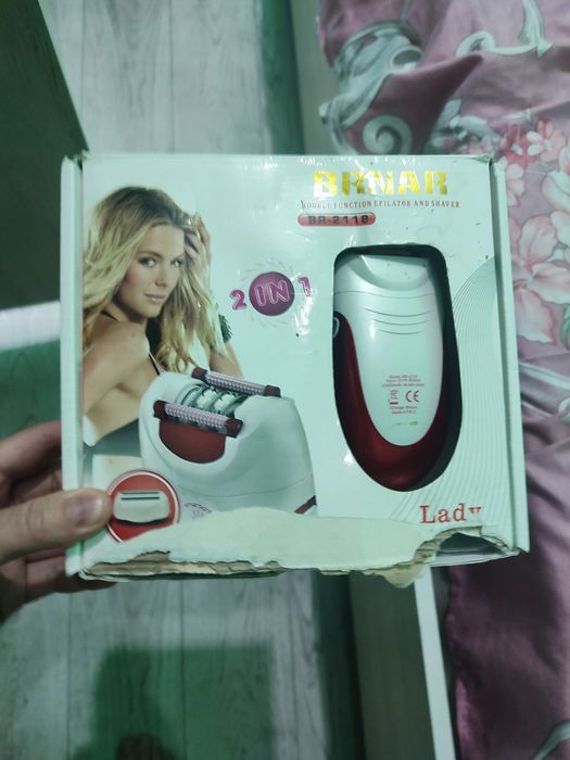 Женский одежда .