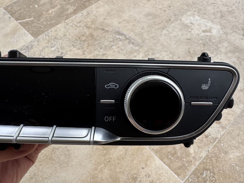 Climatronic-panou clima Audi A4 B9