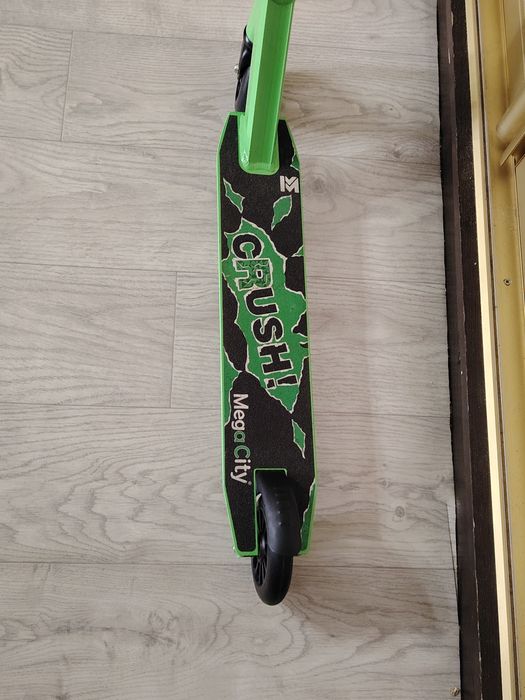 Продам трюковый самокат