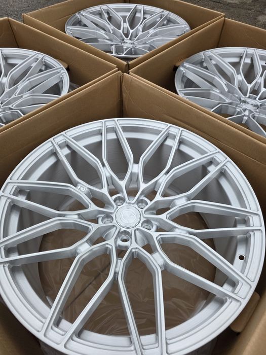 Jante noi forjate concave Audi Q8 rsQ8 R23