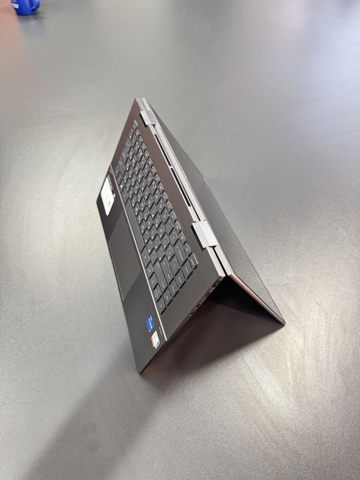 Ноутбук HP ENVY x360 15.6