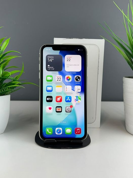 Телефон Apple iPhone 11 128GB