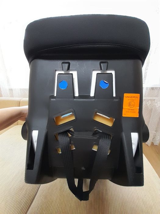 Продам автокресло