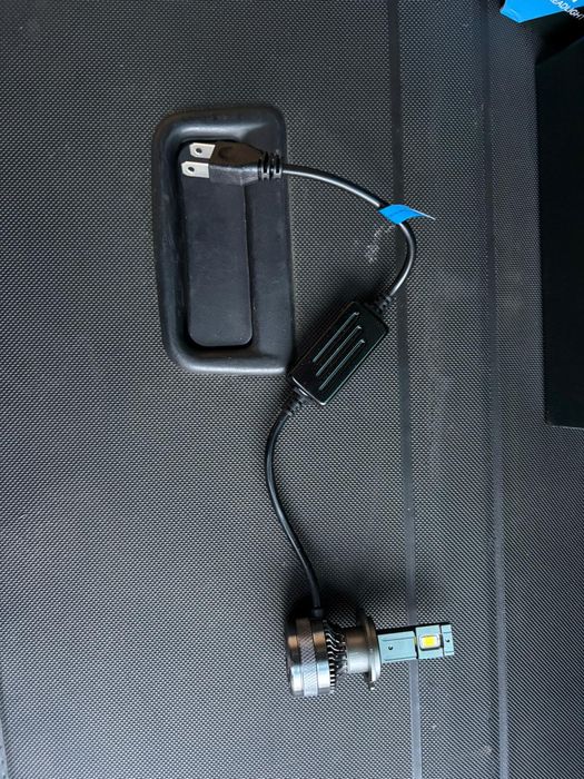 Becuri H7 led ..