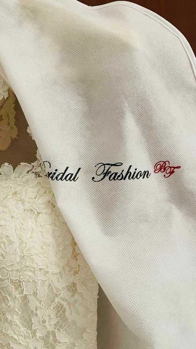 Булчинска рокля.