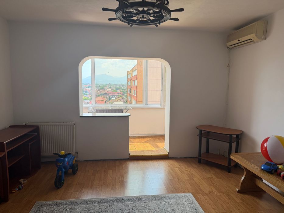 Închiriez apartament 2 camere Brașov
