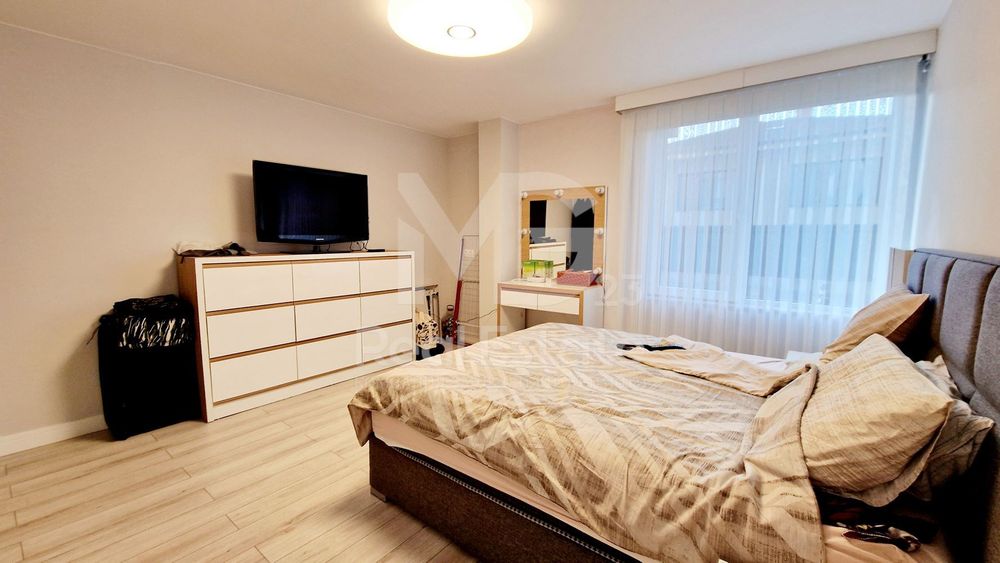 Продава се Тристаен апартамент в Пловдив, Остромила - 101 кв.м за 2030 €/кв.м - Снимка #8