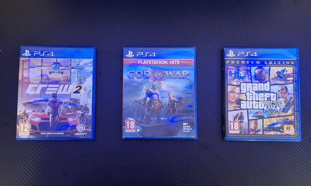 Игри за Playstation 4 (дисковете стават и за  Ps5)