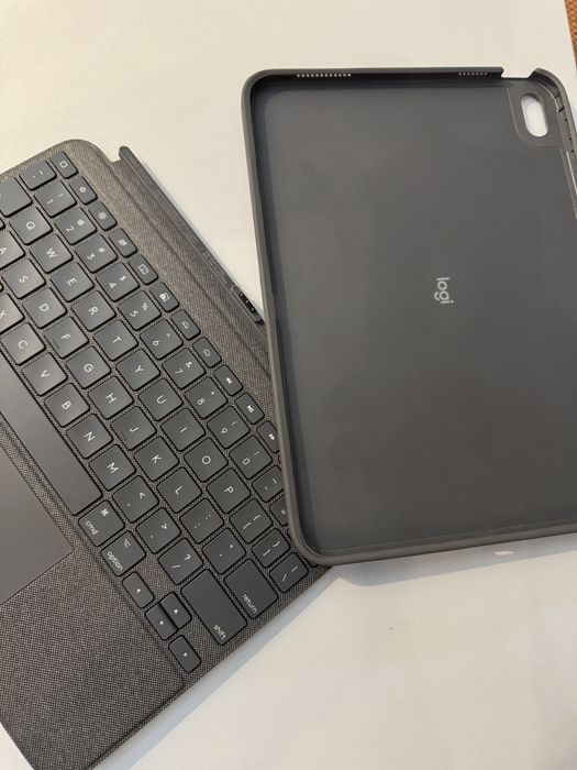 Logitech combo touch