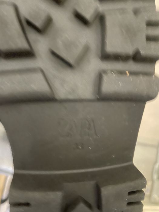 Ботинки для девочки zara