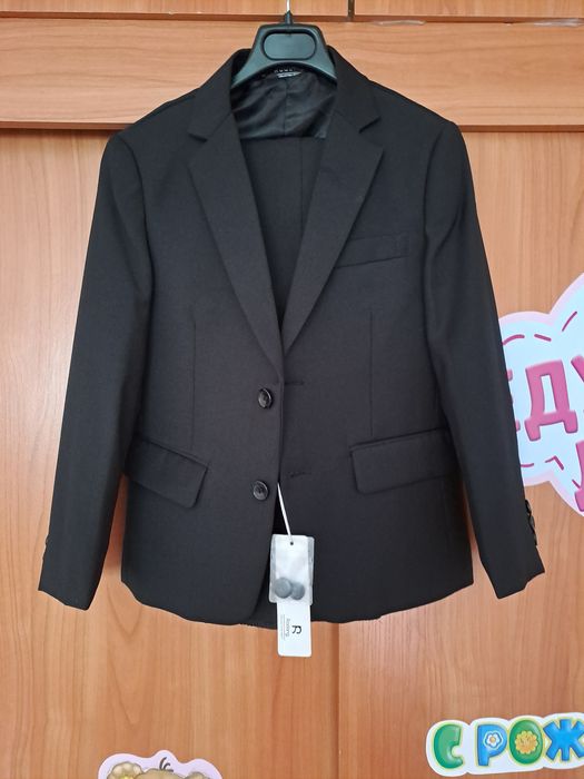 Продам школьная форма, костюм