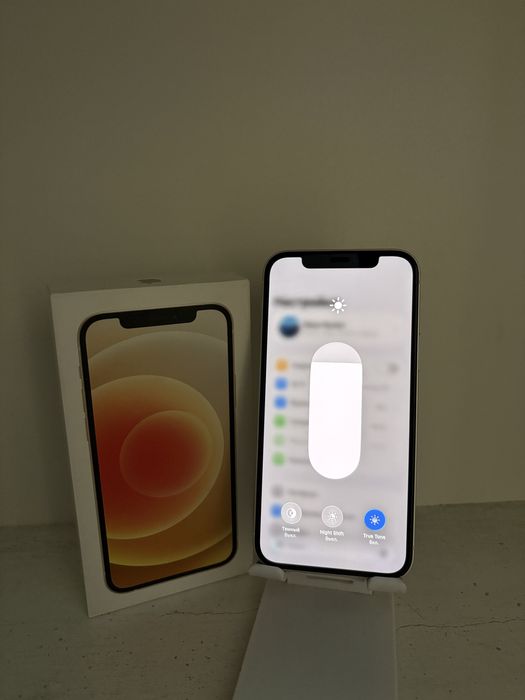 Продам Айфон 12,Apple 12,iPhone 12