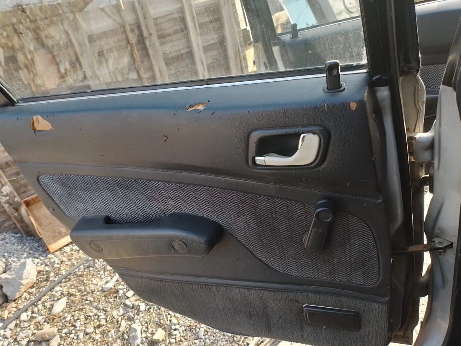 Авто Мицубиси галант