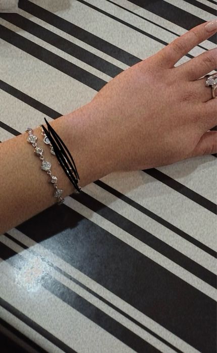 Дамска сребърна гривна