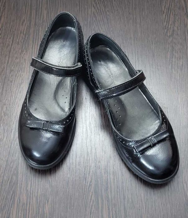 Туфли школьные для девочки