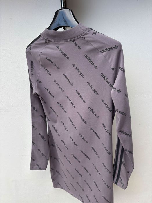 Спортна рокля на Adidas