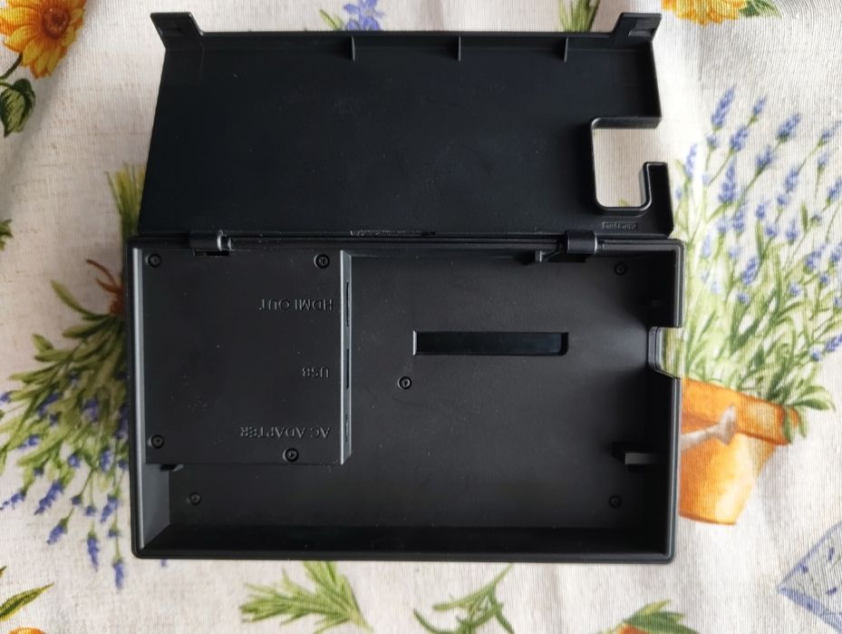 Nintendo Switch puțin utilizat+joc super Mario  Odyssey
