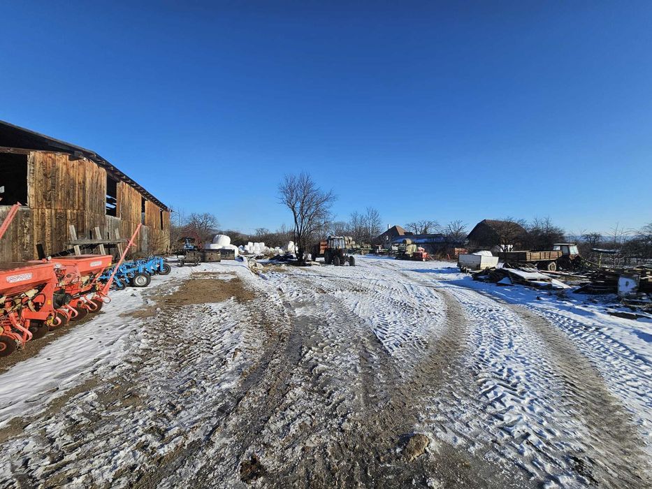 Teren intravilan curti constructii