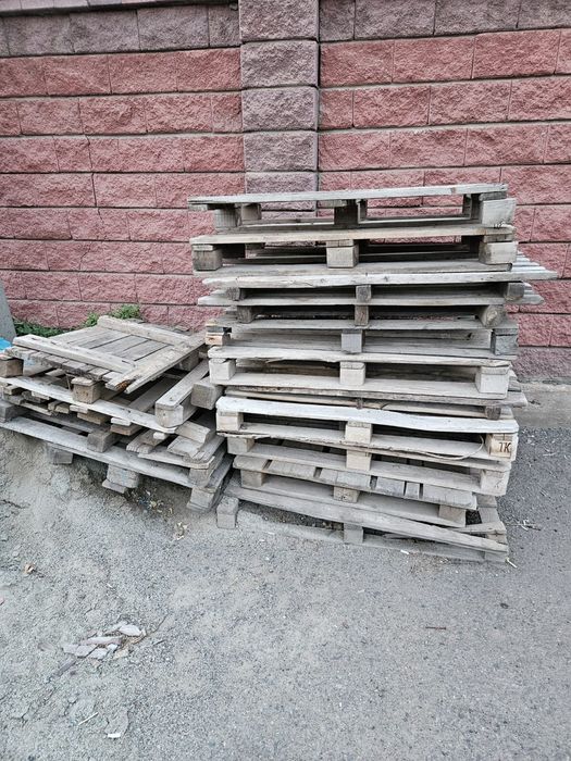 Паллеты                .
