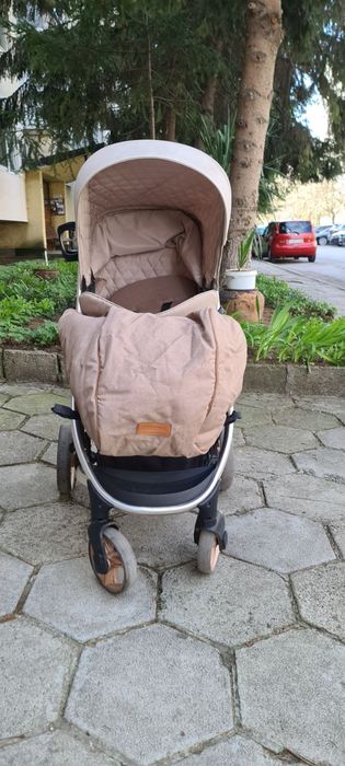 Бебешка количка от три части