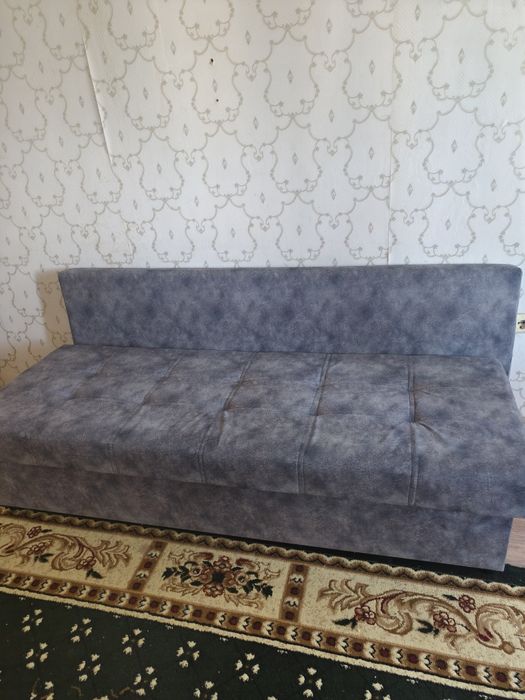 Продается тахта.