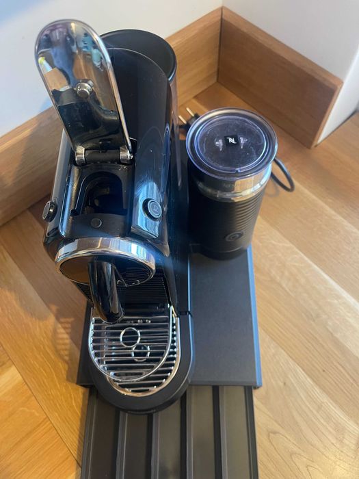 Espressor Nespresso De'Longhi Citiz & Milk + Aeroccino 3