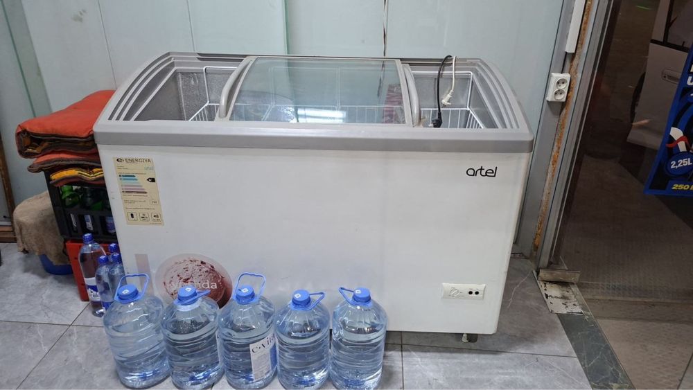 з холодильника для магазинов.