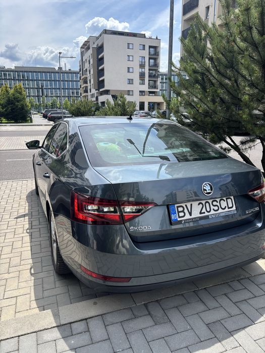 SKODA Superb 2015 — imagine 5