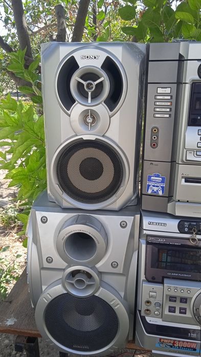 Муз.центры" Samsung"и" Sony"