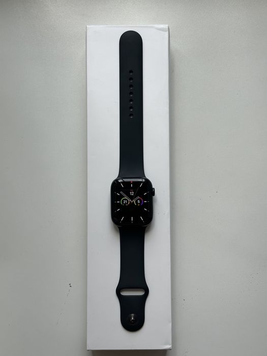 Продам Apple Watch 7 , 45mm