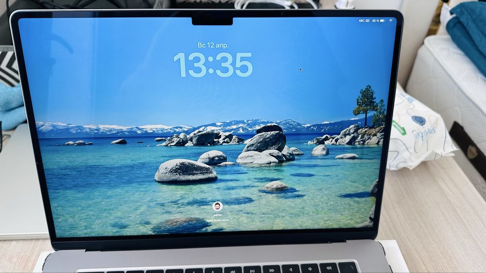 Продается Macbook air M2