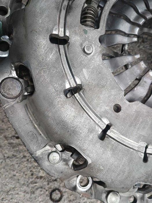 Комплект Съединител BMW N47D20 f30,f31,f20,f21,e90/БМВ 316d,318d,320d