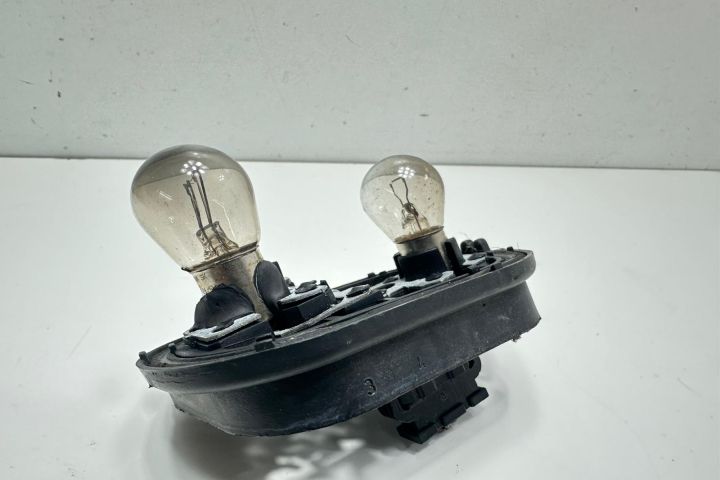 Soclu stanga 6l6945257 Seat Ibiza a 3-a generatie 6L