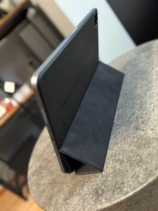 iPad Pro 12.9" - M2 (6th Gen) - Space Gray