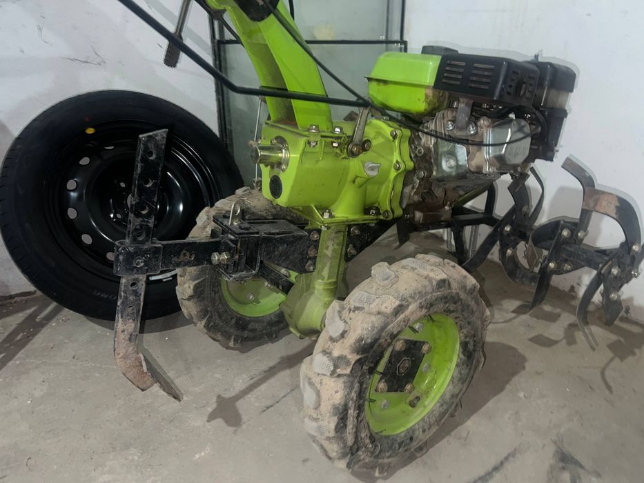 Мини трактор ручной