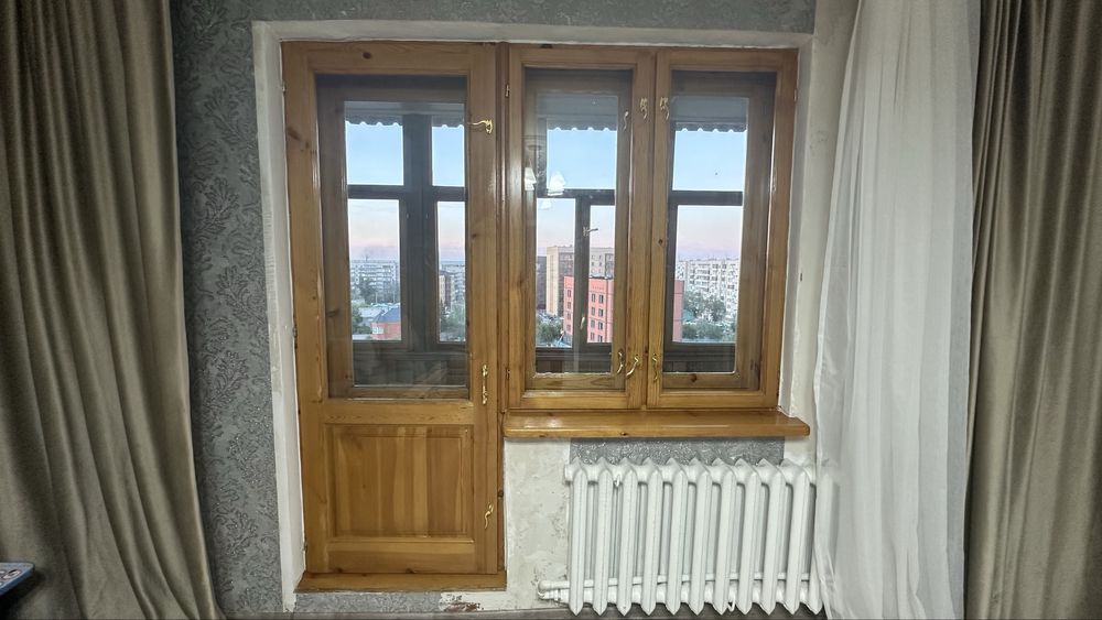 Оконные рамы с балконом