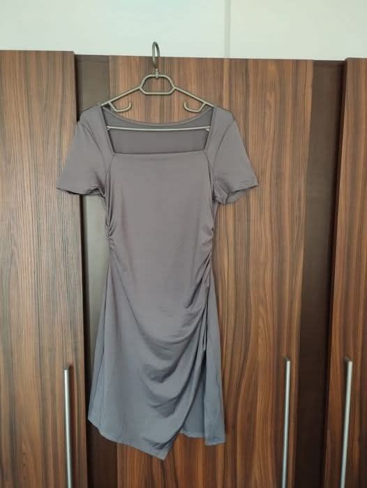 Нови рокли, размер С, 5€ за брой