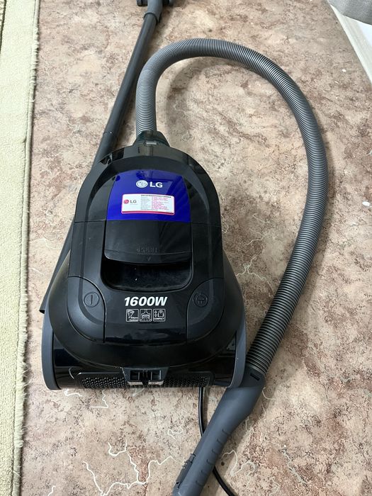 Продам пылесос lg