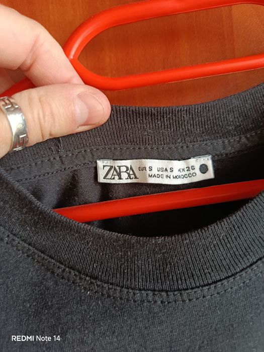 Нова тениска Zara размер S