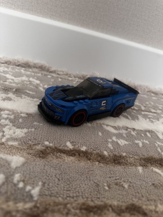 Продам конструктор chevrolet comaro