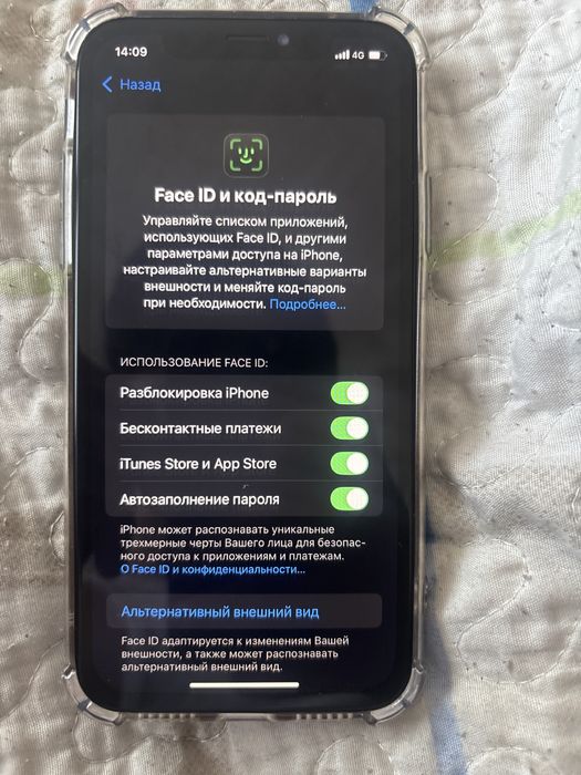 Телефон iphone XR