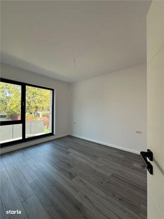 De VÂNzare Vila De Lux 438Mp Teren Individuala La Cheie Zona Prim