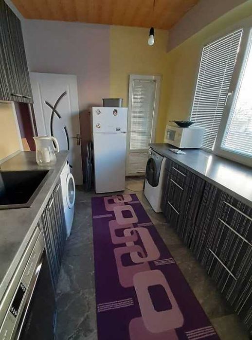 Дава се под наем Двустаен апартамент в Пловдив, Изгрев - 65 кв.м за 224.4 € - Снимка #4