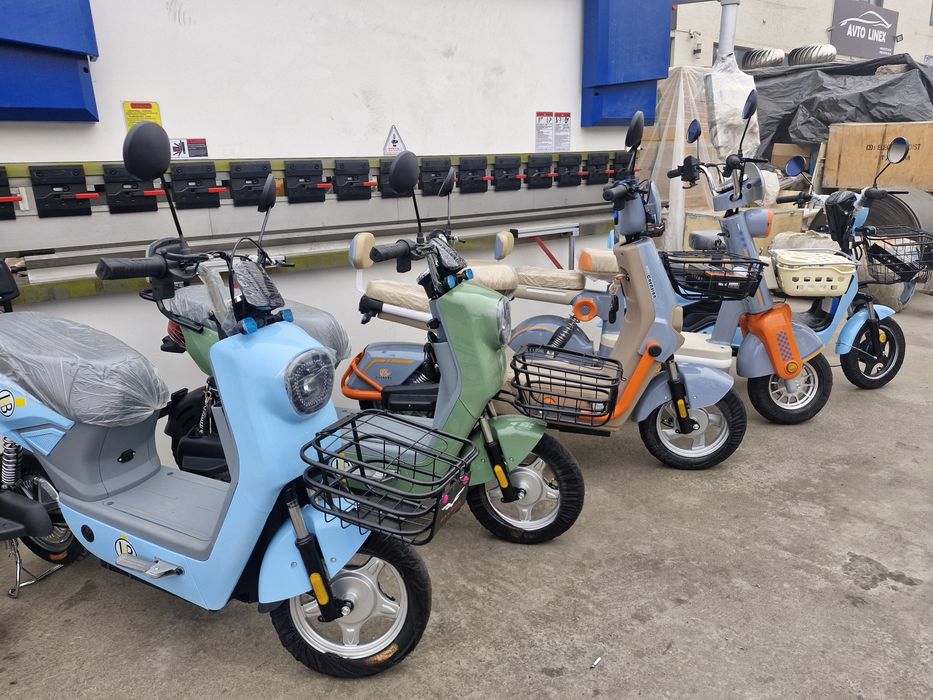 Skuter   скутер.