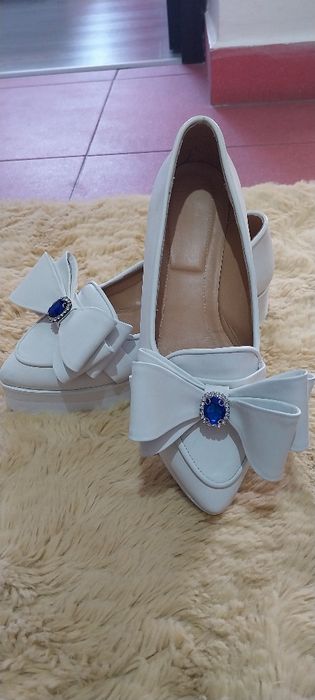 Pantofi piele naturala 37